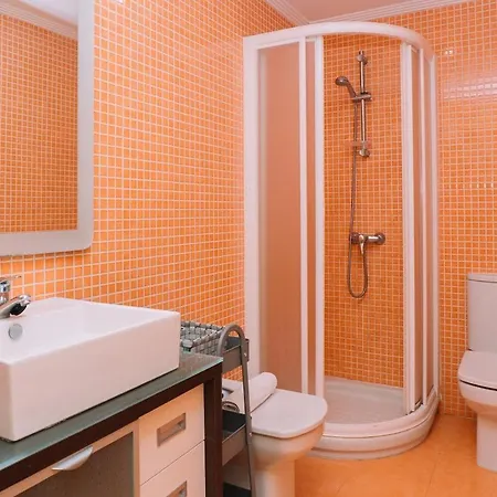 Comodo Luminoso Y Centrico By Διαμέρισμα *