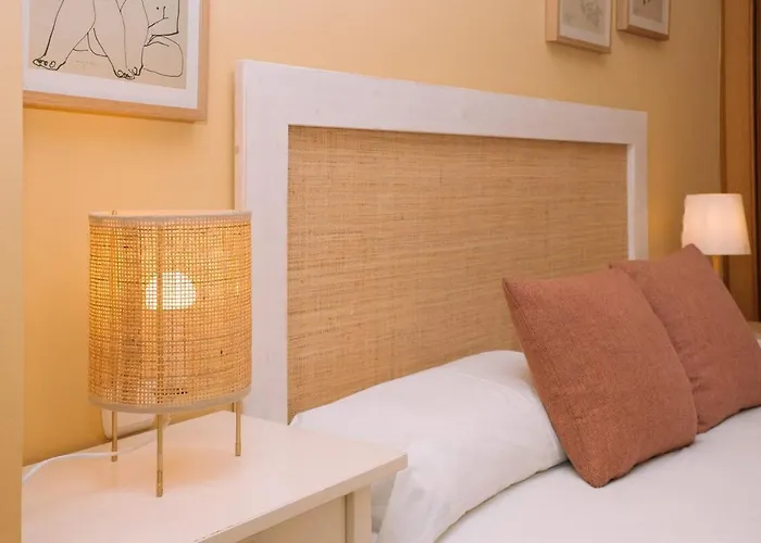 Comodo Luminoso Y Centrico By 比戈